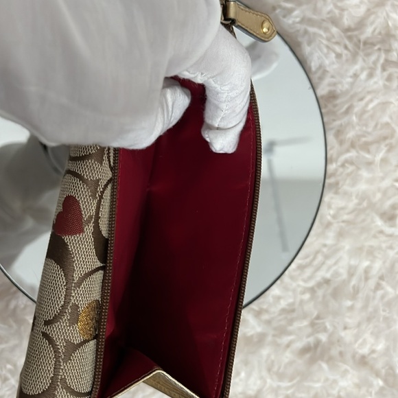 Coach Signature Clutch Wallet - Brown and Gold - Picture 15 of 16